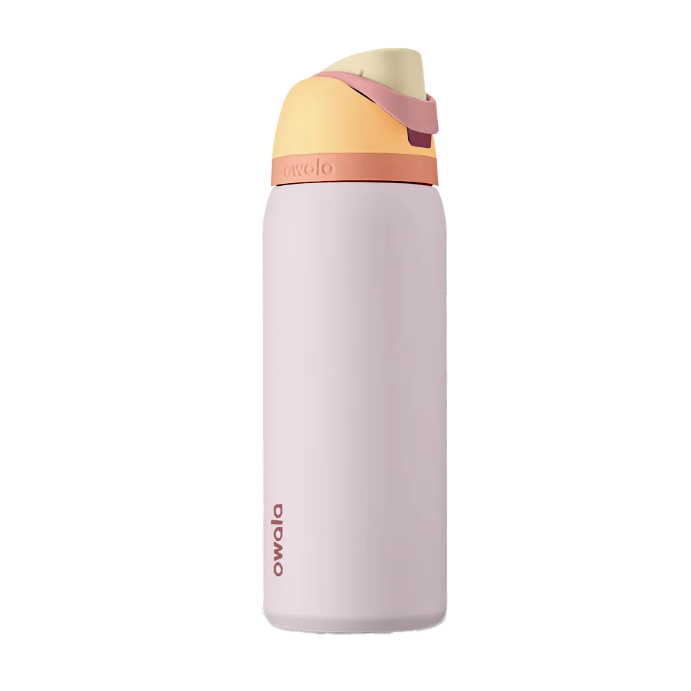 Owala 32 oz Freesip Bottle in Candy Store