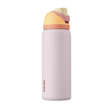 Owala 32 oz Freesip Bottle in Candy Store