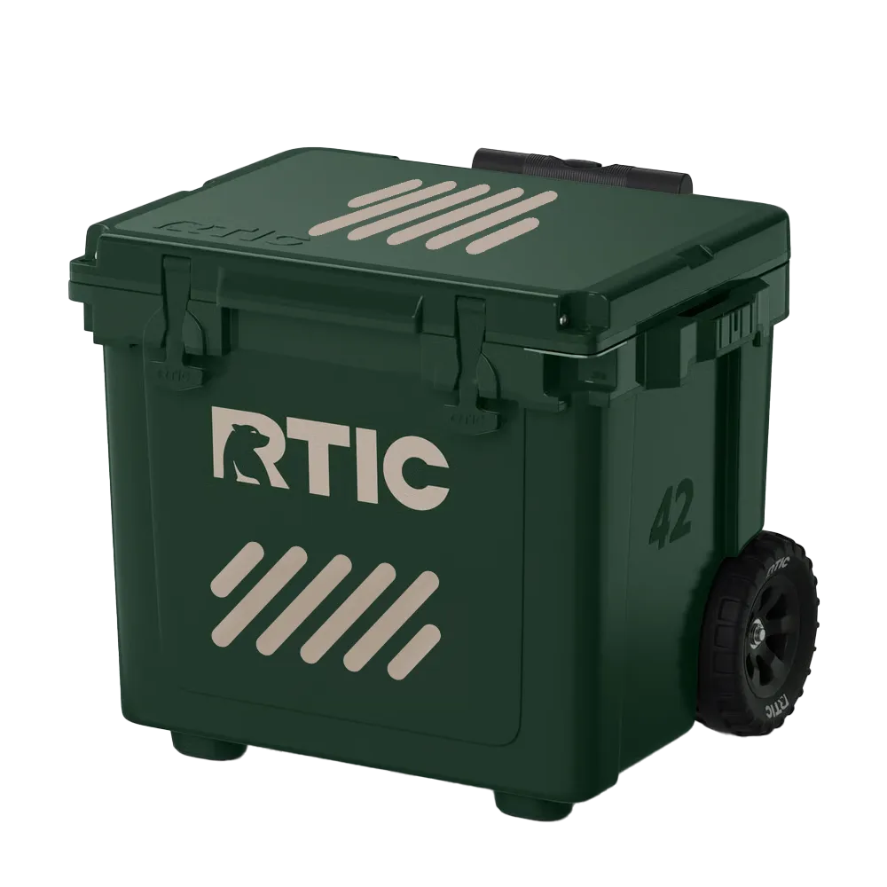 RTIC 42 qt Ultra-Light Wheeled Cooler