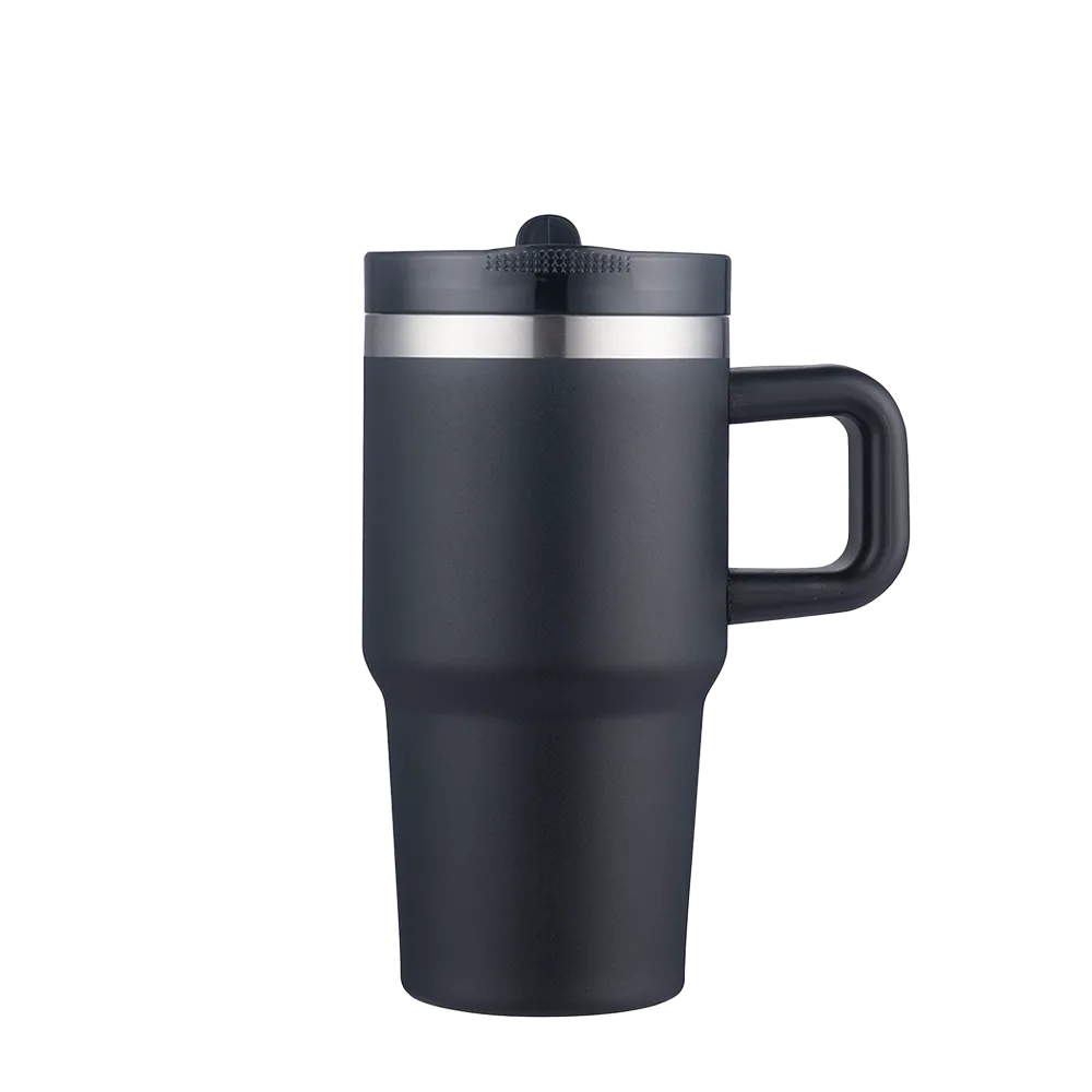 Slate 20 oz Handle Mug with straw lid in black