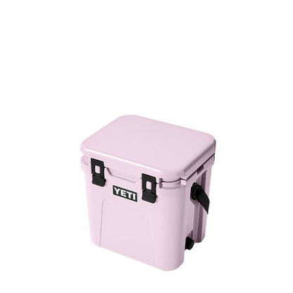 YETI Roadie 24 qt Cooler | Seasonal Color