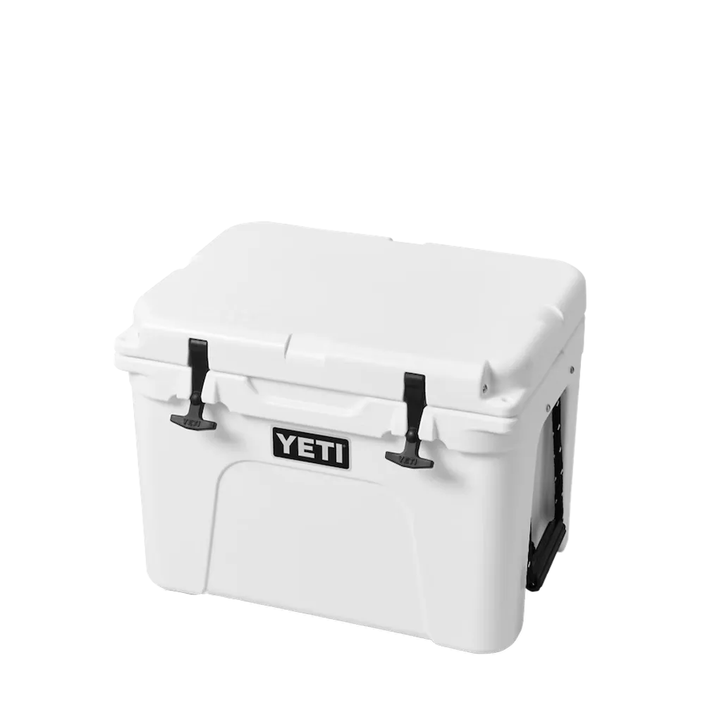 Yeti Coolers For Sale Roadie 20 35 Qt Ice Fishing for Sale in